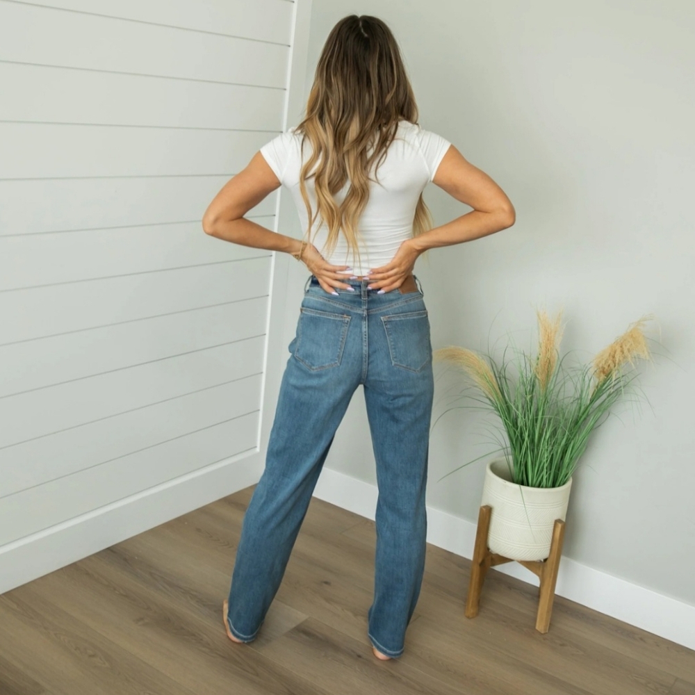 Judy Blue High Rise Classic Straight Fit Jeans No Distressing Regular Plus NEW - Picture 11 of 16
